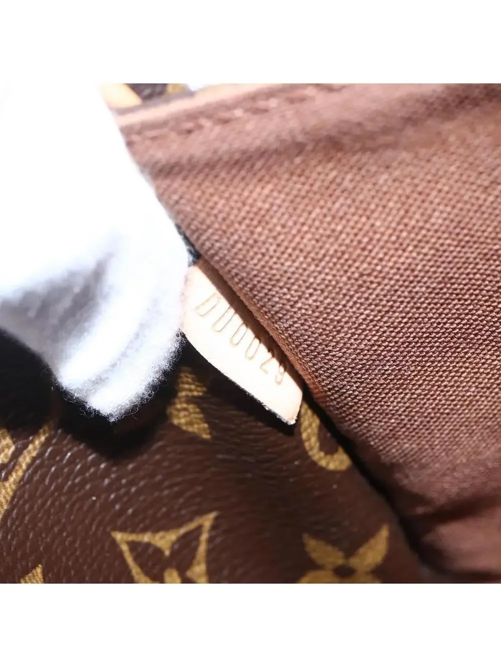 Louis Vuitton Messenger Bosphore Pm #344413L59B